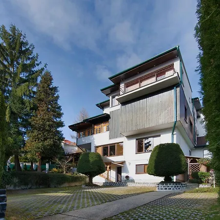 Guest house In Centrum *